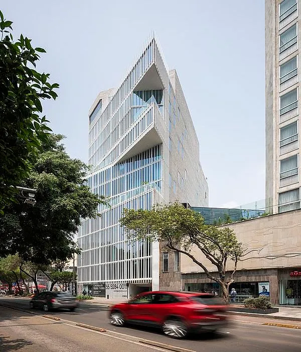 Oficinas de BrocAvaluos en Av. Insurgentes Sur